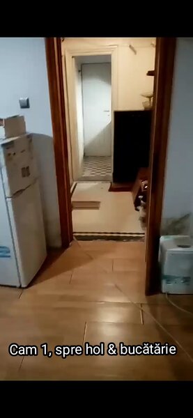 Metrou Victoriei, Romana, 1-2 camere (pt. doamne), demisol vila, central,